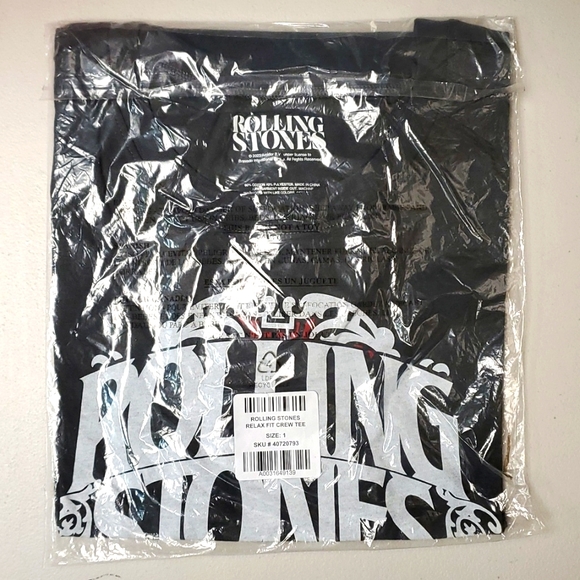 ❤️NWT VINTAGE TORRID BAND TEE - ROLLING STONES LOGO JAGGER GRAPHIC - PLUS SIZE - Picture 4 of 10